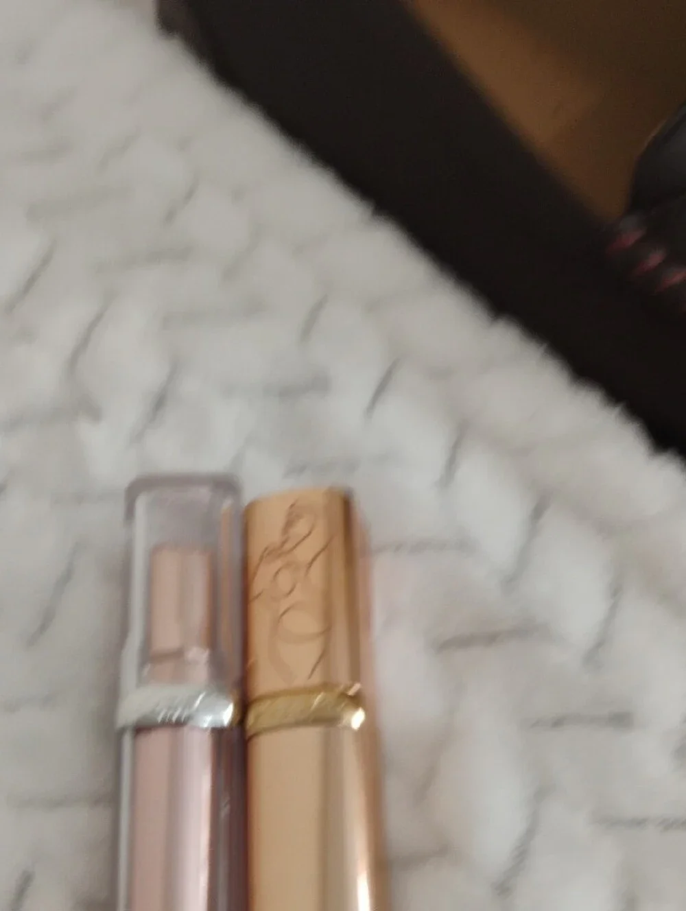 L'Oréal Paris Metallic Lipstick Duo — Rose Gold & Gold